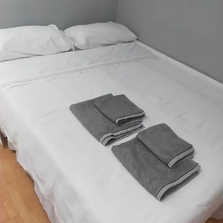 ,apartamento-estudio Primera Linea De Playa Bed & Breakfast Benalmádena
