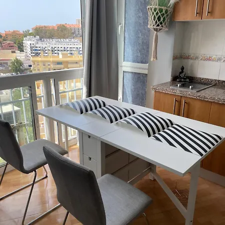 Bed & Breakfast ,apartamento-estudio Primera Linea De Playa Benalmádena