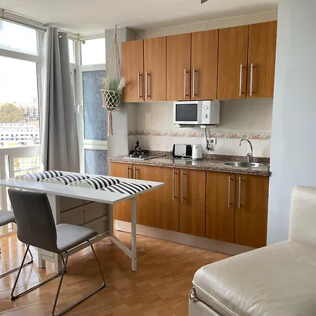 Bed & Breakfast ,apartamento-estudio Primera Linea De Playa *