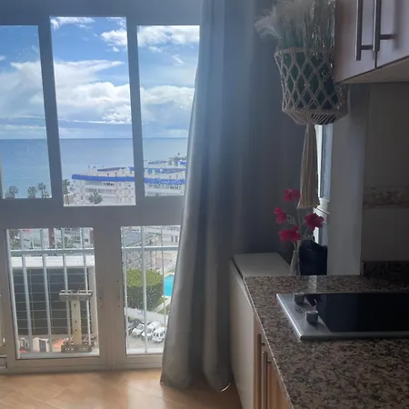 ,apartamento-estudio Primera Linea De Playa Bed & Breakfast