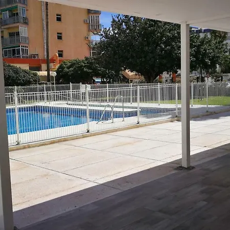 ,apartamento-estudio Primera Linea De Playa Bed & Breakfast Benalmádena